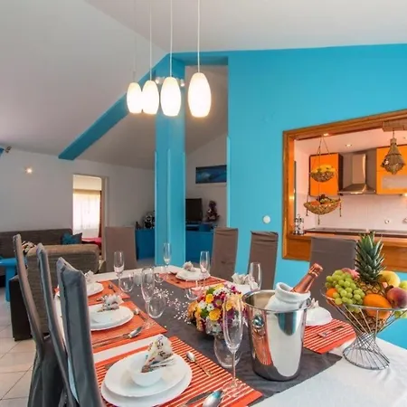 Monte Grande - #123398 Holiday home *